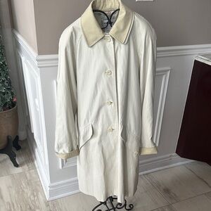 Steilmann Cream Trench Coat with Contrast Collar